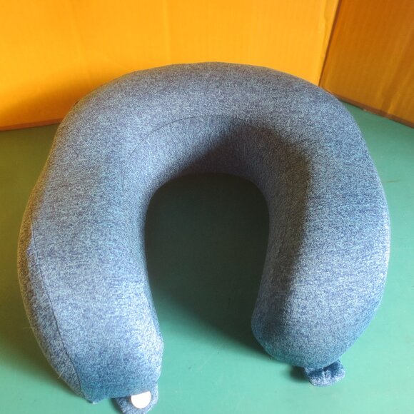 Brand New Condition Neck Support Memory Foam Pillow Cushion. - Picture 1 of 6